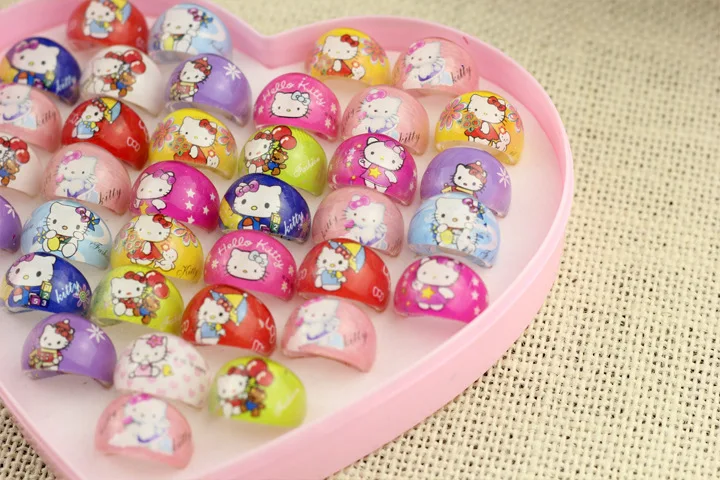 36 шт./кор. акрил с рисунком в форме сердца кристалл рисунок «Hello Kitty» дети палец Кольца Детский костюм для вечеринок День рождения пользу подарок