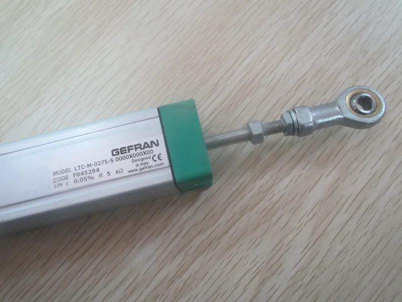 new  Gefran Rectilinear Displacement Transducer LT-M-0500-S   New In Box ! 