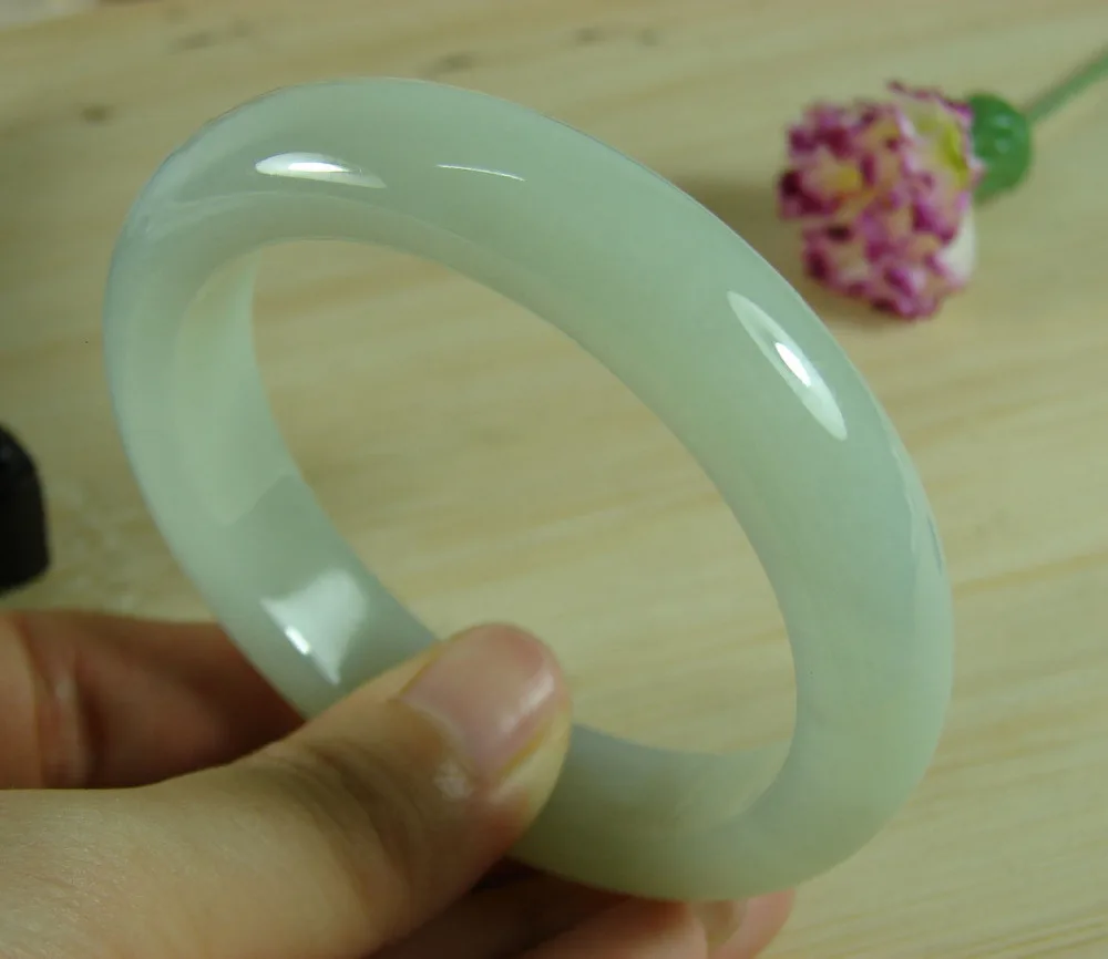 

002014 White Hetian Nephrite Certified Chinese Natural Jade Bangle Bracelet (A0502)
