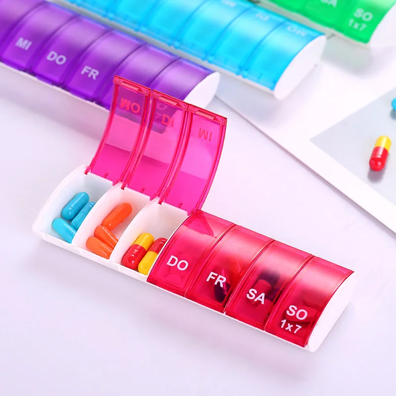 NEW 4 colors Portable 7 Days Weekly Pill Organizer Tablet Pill Storage Box Plastic Medicine Box Splitters DC88 Health Care Tool
