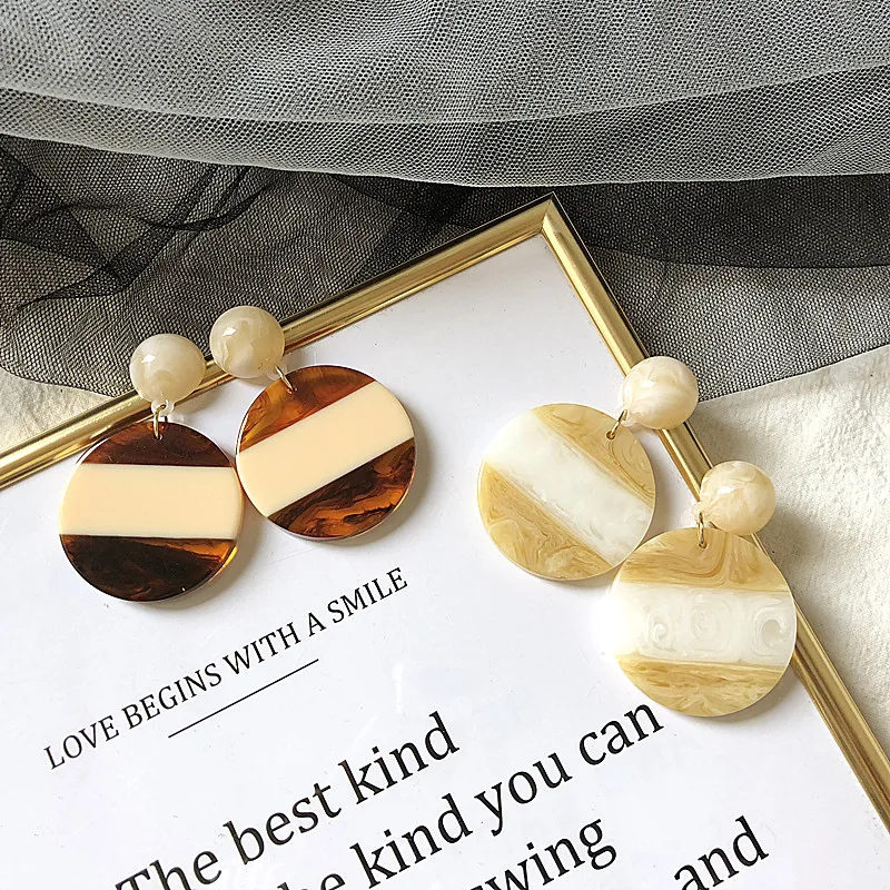 

Free Shipping New Sweet Elegant Round Resin Mixed Color Earring