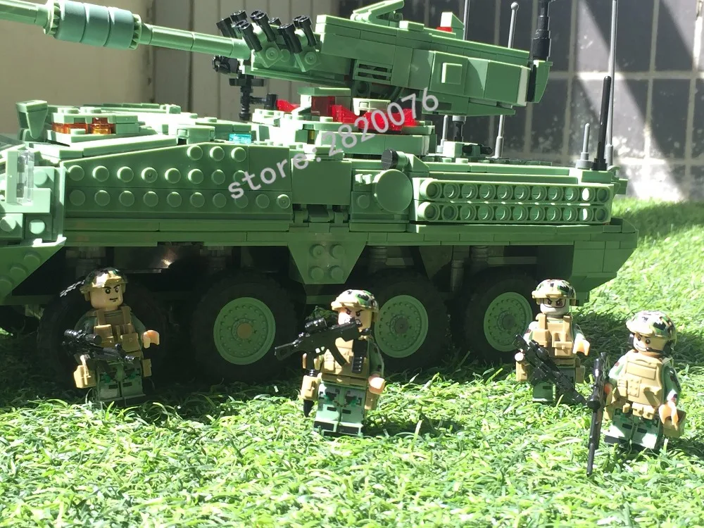

Kazi STRYKER MGS-M1128 Tank Collection Series Trans Toys 1:21 Wheeled Mobile Art Model Building kits Blocks compatible with lege