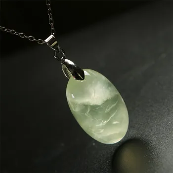 

2018 Newly Genuine Natural Green Crystal Women Necklace Bead Charm Lady Jewelry Pendant Trendy Crystal Stone Necklace 28*17*10mm