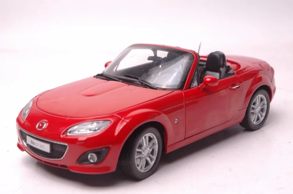 1:18 литья под давлением модель для Mazda MX-5 красный Roadstar сплав игрушечный автомобиль миниатюрная коллекция подарок MX5 MX