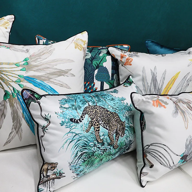 

Luxury Pillow Cushion Cover Animal Flowers Decorative Throw Pillows Feather Cojines Decorativos Para Sofa Embroidery Cushions