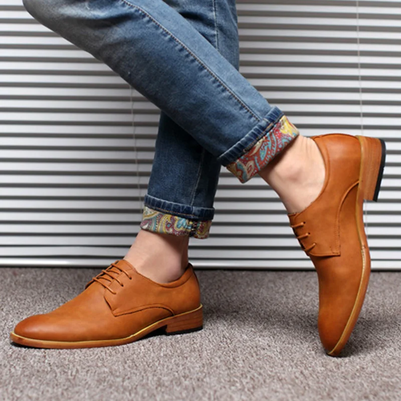 

2019 Fashion Shoes Men Footwear Soft Leather Men Casual Shoes Brogues Man Business Shoes Brand Male Footwear Black Blue KA1545
