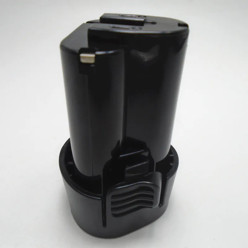 Makita Li 10.8V-02