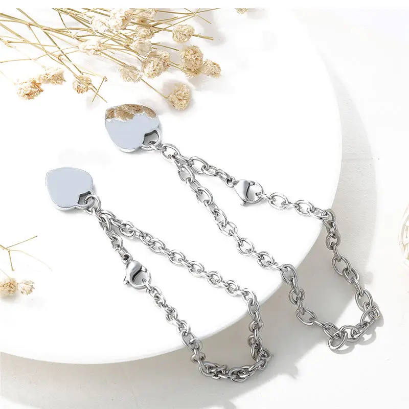 V.YA Personalized Heart Couple Bracelets for Women Men DIY Engraved Name Stainless Steel Chain Link Bracelets Jewelry Dropship V.YA Personalized Heart Couple Bracelets for Women Men DIY Engraved Name Stainless Steel Chain Link Bracelets Jewelry Dropship
