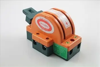

32A Two Pole Double Throw Knife Disconnect Switch