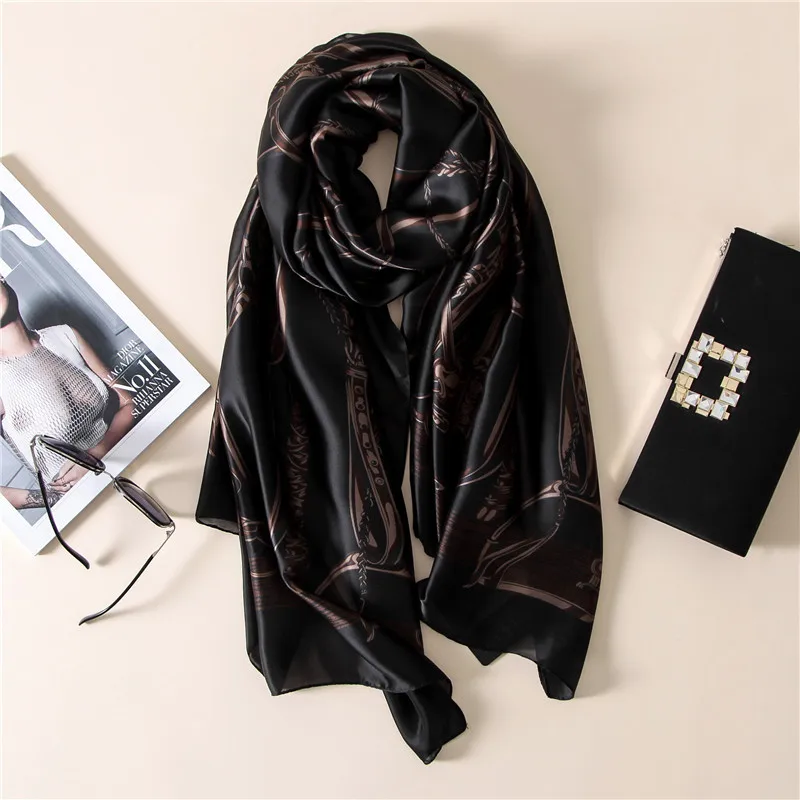 

2017 luxury hot new women scarf fashion print silk scarves shawls and wraps summer beach stole Bandana Female Foulard big size