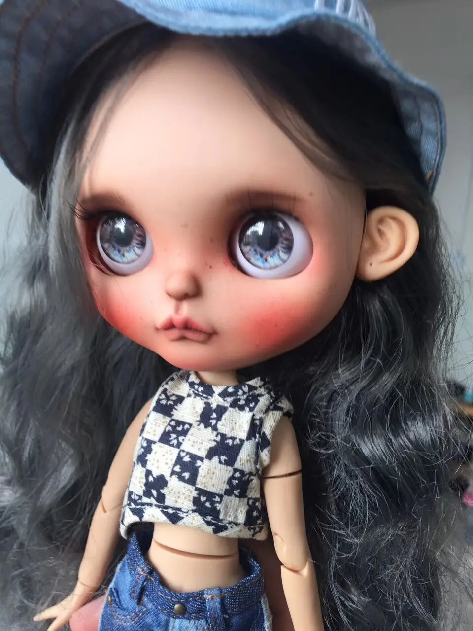 33