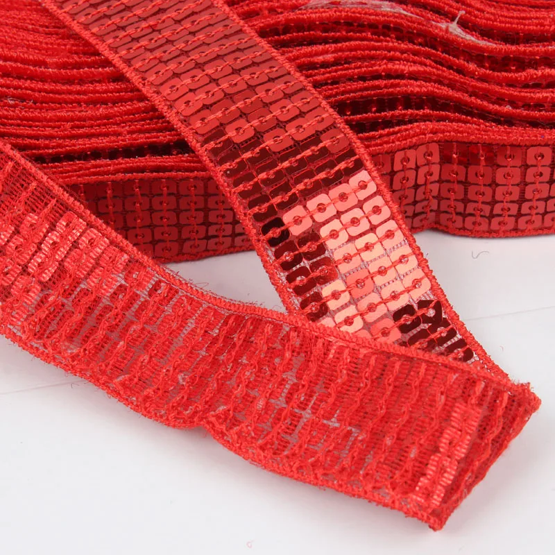 

Shiny Square Flat PVC Red Sequins 4.5Yard/lot 4mm 5Rows Sewing On Trims for Crafts Cloth Accessory/Bags/Garment free shipping