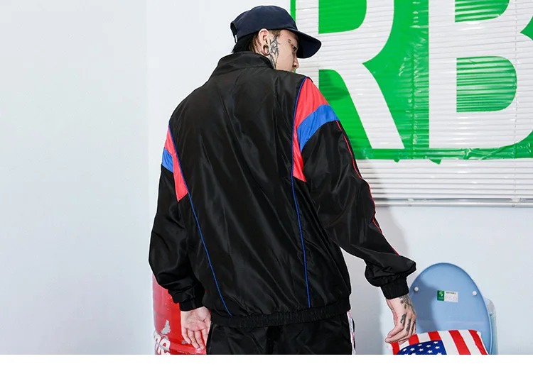 4 (4)