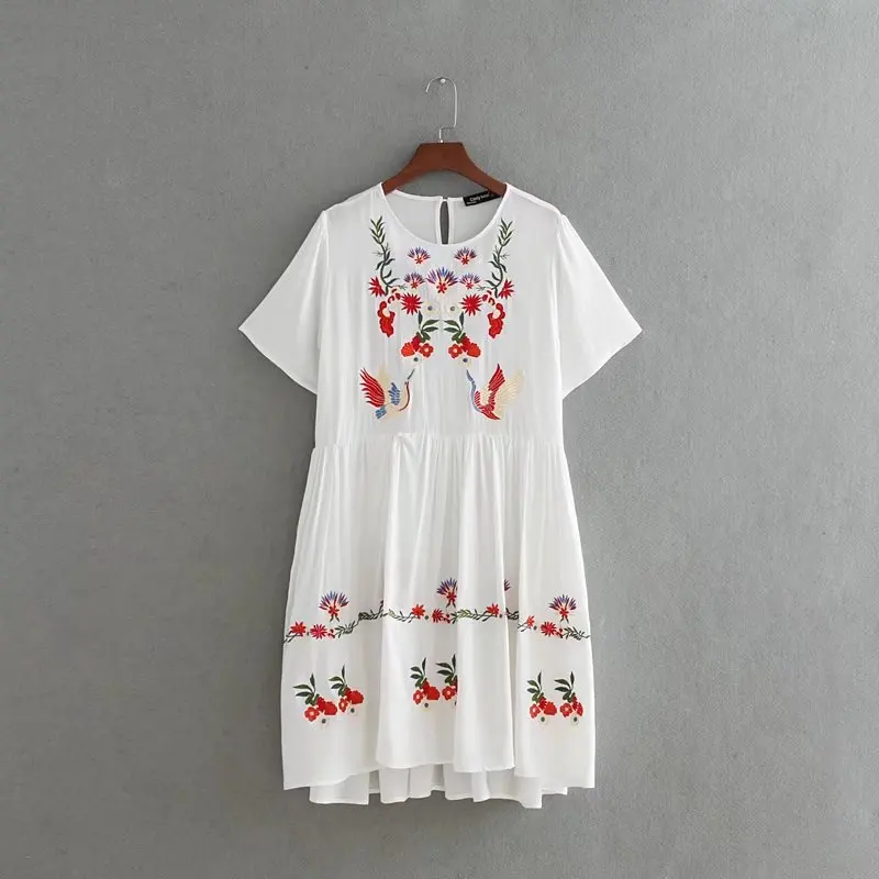 

Summer New Style Women Fashion Embroidery Short Sleeves Dress, High Quality Female Vintage Brand Casual White Cotton Dresses
