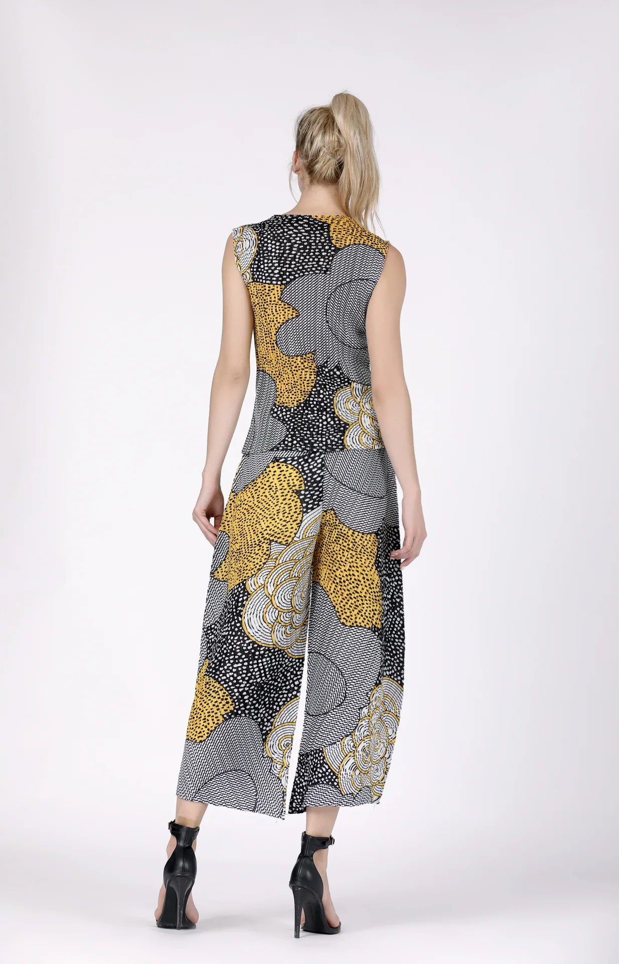 Changpleat Лето 2019 г. Новый цифровой печати для женщин наборы для ухода за кожей miяк плиссированные модная футболка + широкие брюки большой