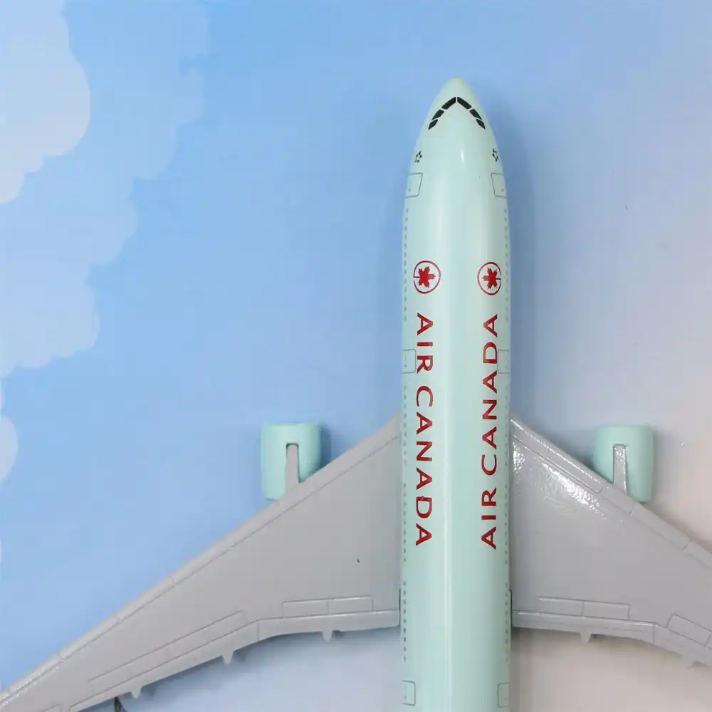 Канадские авиалинии Boeing 777 16 см металлические модели самолетов детские