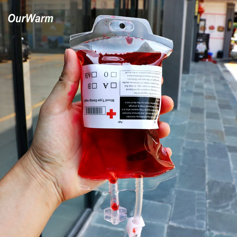 

OurWarm 20Pcs 400ml Clear Food Grade PVC Blood Juice Drink Bag with Syringe Drink Bar Party Beverage Bag Halloween Decoration