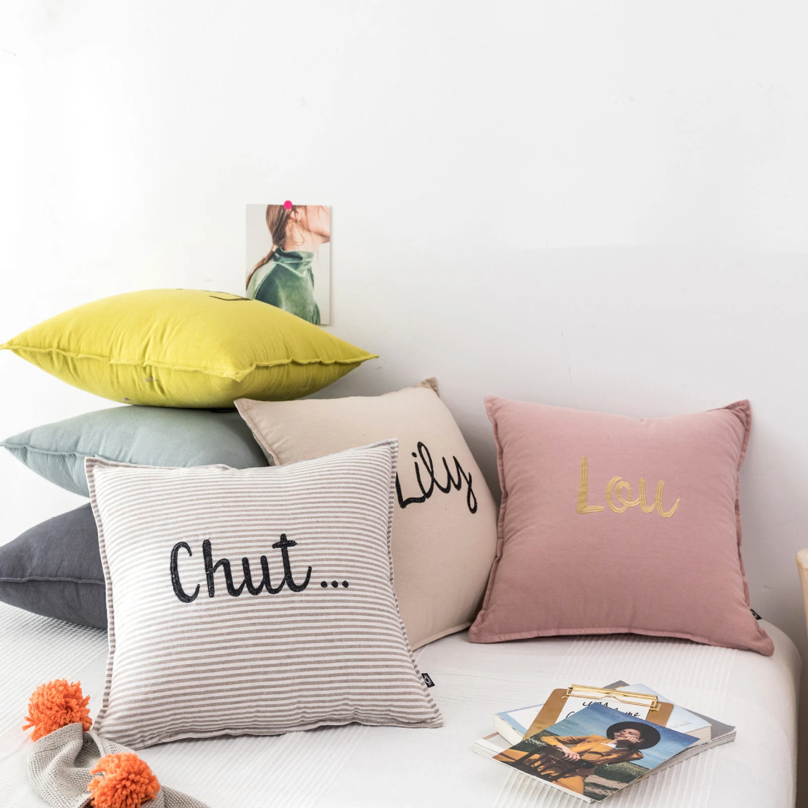 

Modern Solid Color Embroidered Pillow Case Nortic Striped Haute Pillow Cover 45*45cm Latest Washable High Quality Cushion Cover