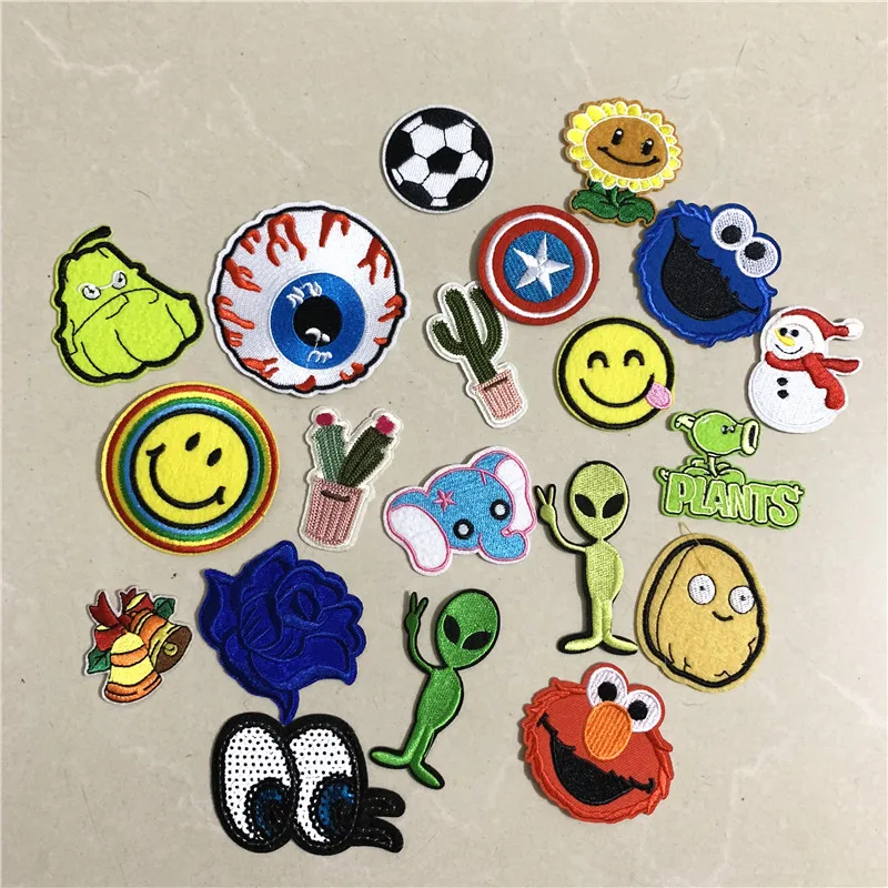

1PC Sticker for Clothes Applicationss Patches on Clothing Iron Cartoon Stripes Embroidered Patch for Backpack Handbag Badges