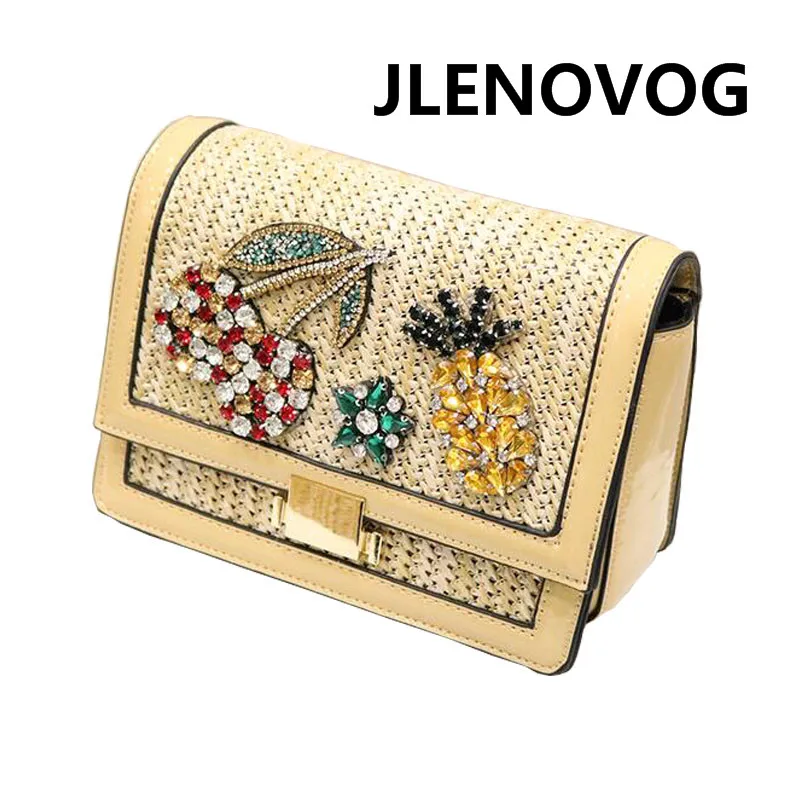 

One-shoulder diagonal portable outdoor travel spring new net red with straw lacquered leather stitching diamond bag