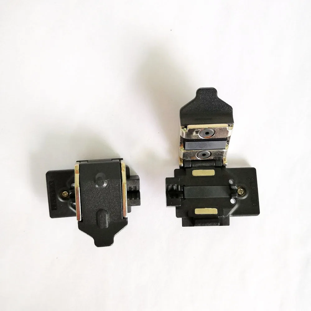 

Free Shipping 1pair Original Fiber Clamps Fiber Holder for Fujikura 60s FSM-60S fsm60s Fusion Splicer