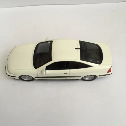 Классический 1:43 delprado 1995 opel calibra бутик модель детской игрушки для детей оптом