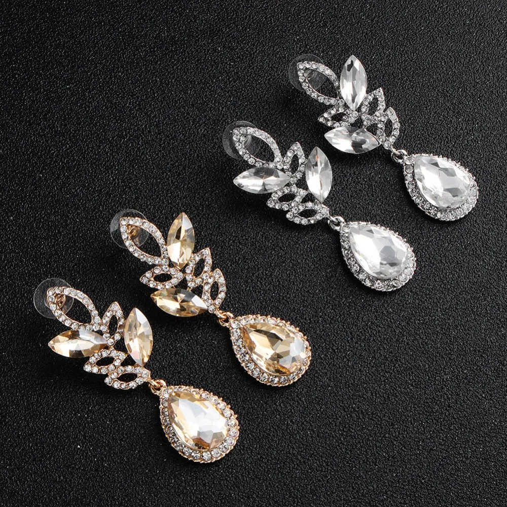 

OLOEY Retro Hot Bohemian Hollowed-out Crystal Earrings Luxury Party Wedding Long Earring Jewelry Trendy Drop Earrings Gift Women