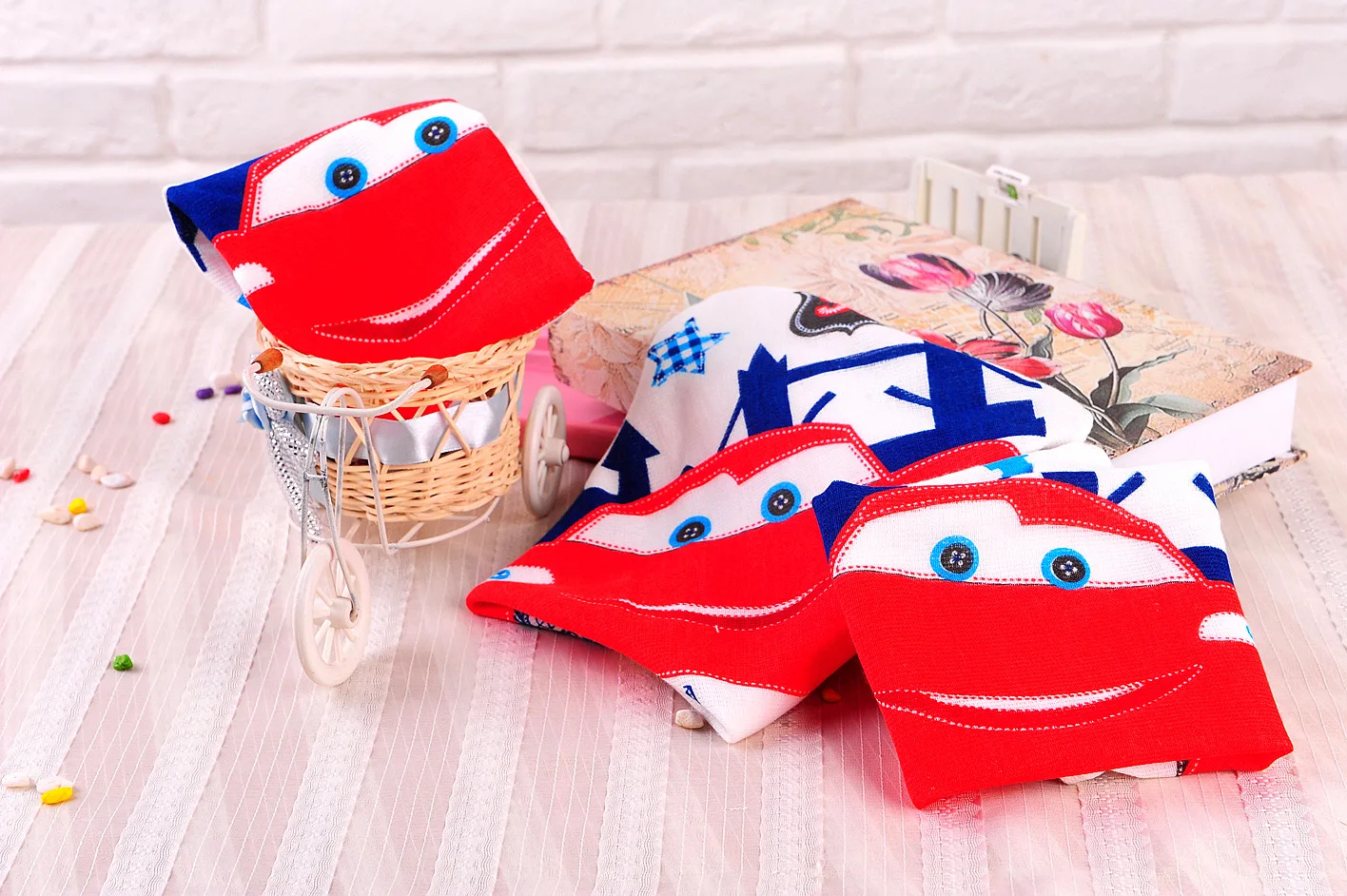 

Disney Cute Cartoon Animation Towels 2018 New Fashion Style Authorized Goods Racing Car Series Disney Car Travel Towels