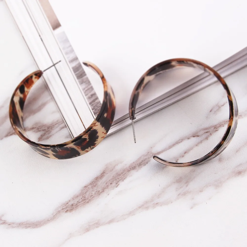 

Dvacaman Round Leopard Print Drop Earrings Women 2019 Spring Colorful Resin Statement Earrings Wedding Party Jewelry Christmas