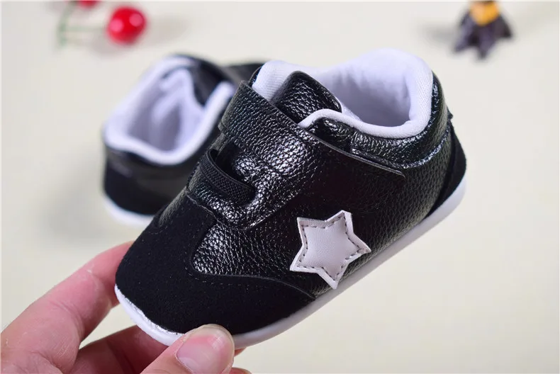 AOGT детская обувь для мальчика, обувь для новорожденных девочек, мягкие детские кроссовки из натуральной кожи, детская обувь для мальчиков, Мокасины, Детские Первые ходунки