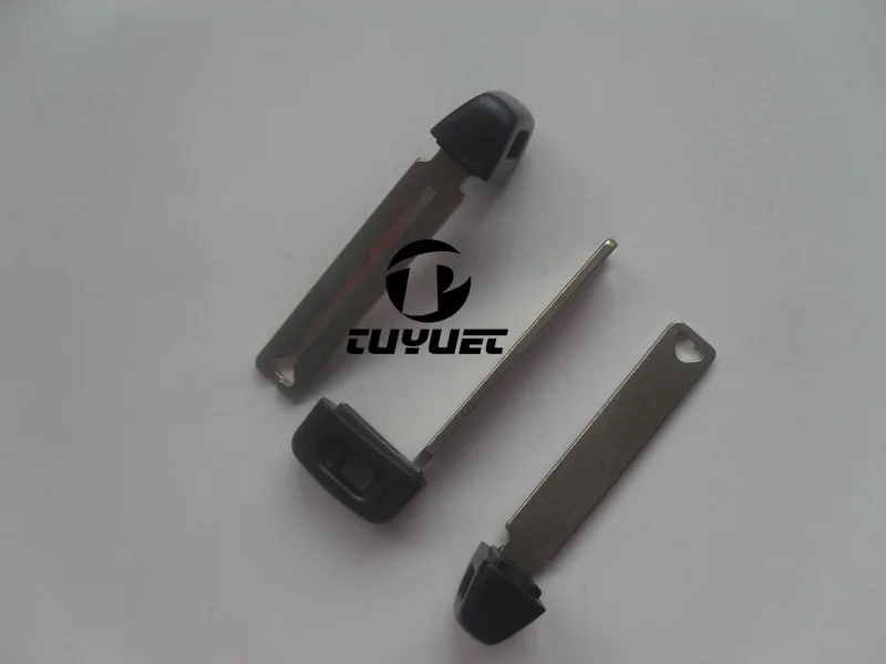 New Toyota camry key blade 2012 (1)-1