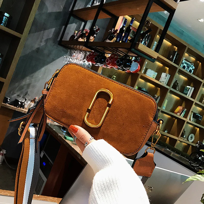 

2018 spring and autumn new bag camera bag female wide shoulder strap Messenger bag female bag star with the package frosted smal