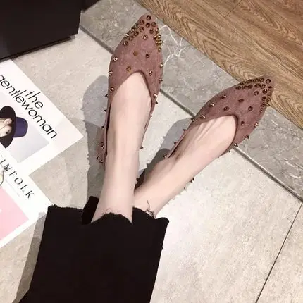 

Shoes woman luxury brand peas single shoes thick with women's spring and autumn summer rivets hollow Korean version of the set