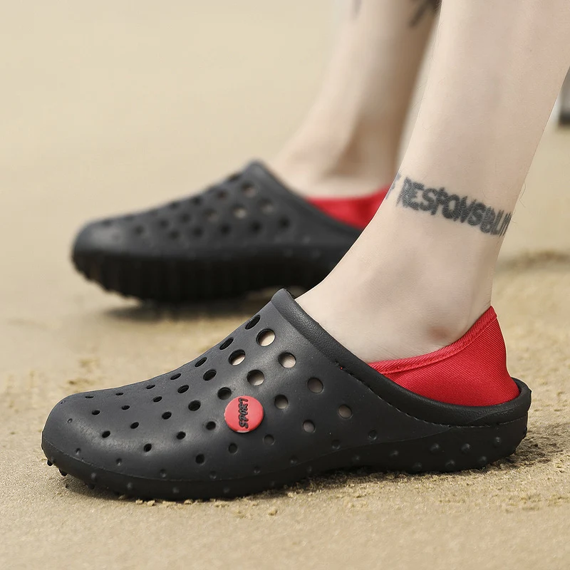 Hole Shoes Men Shoes Male Sandals Crocse Summer Shoes Sandalias Hombre Slippers Sandalet Clogs Sandles New 2019 Croc Mens Shoes