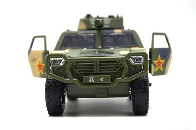 Лидер продаж 1:32 Dongfeng воин военная модель автомобиля из сплава, звук и свет оттяните назад внедорожный автомобиль модель
