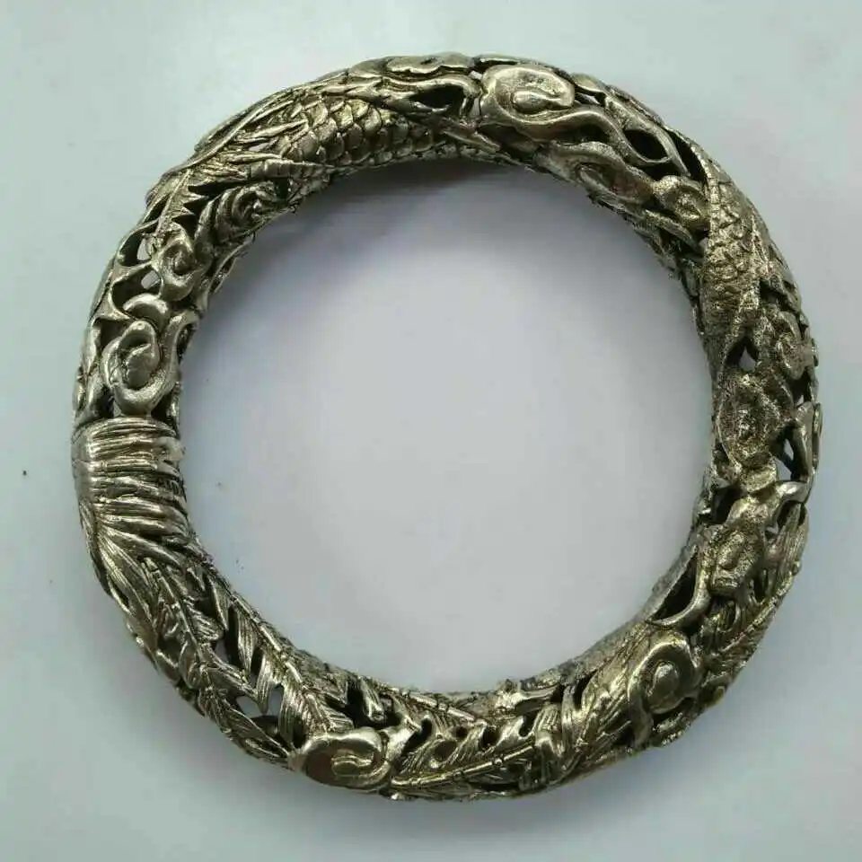 

China Old Handwork Tibet Silver Carve Decorative pattern Bracelet