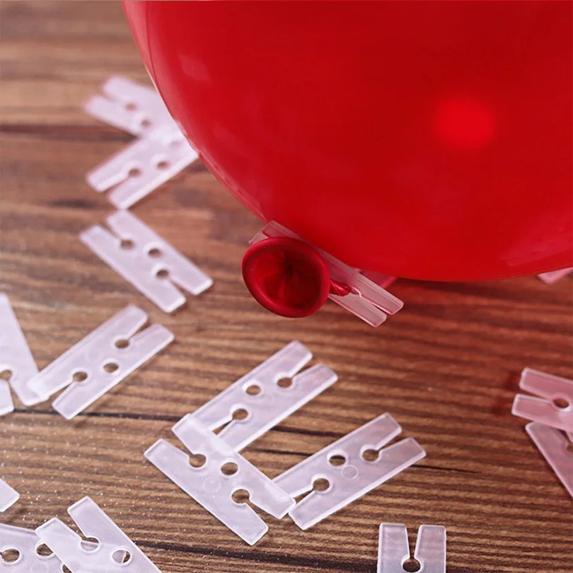 

50pcs/lot 4 Kinds of Balloons Decoration Accessories Plum Clip Practical Birthday Wedding Party Plastic Clip Globes Balloon