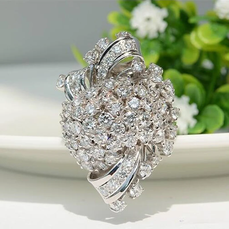 2018 New Flower Inlaid Zircon Ring for Women Exaggerated Silver Color Bride Wedding Engagement Rings Fill with Zircon Jewelry