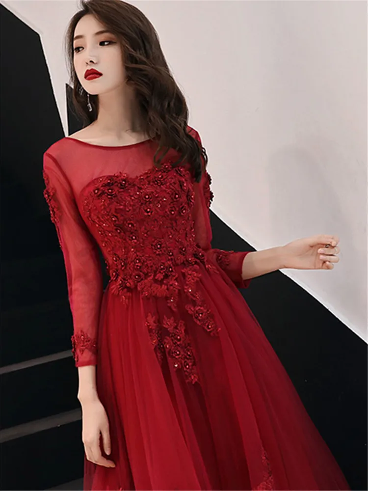 Это YiiYa Выпускные платья размера плюс, вышитый цветок, Beeding BacklessTulle, длинное платье для женщин, вечерние платья для вечеринок, Vestidos de Gala E516