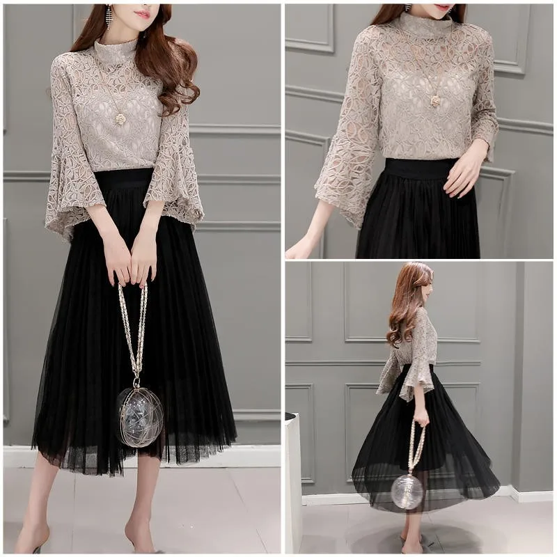 

2019 spring and summer loaded royal sister suit foreign gas goddess is very fairy French small fashion lace dress two-piece
