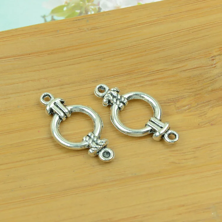 

Free shipping Antique Silver Planted Filigree 2 Holes Connection Ring 2 Holes Jewelry Embellishments Findings 10Pcs Size 27*13mm