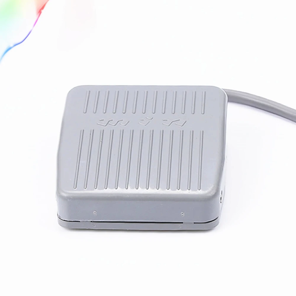 1pcs VFS201 Foot Switch New Electric Power SPDT TFS-201 Pedal Momentary Control FS-201 |