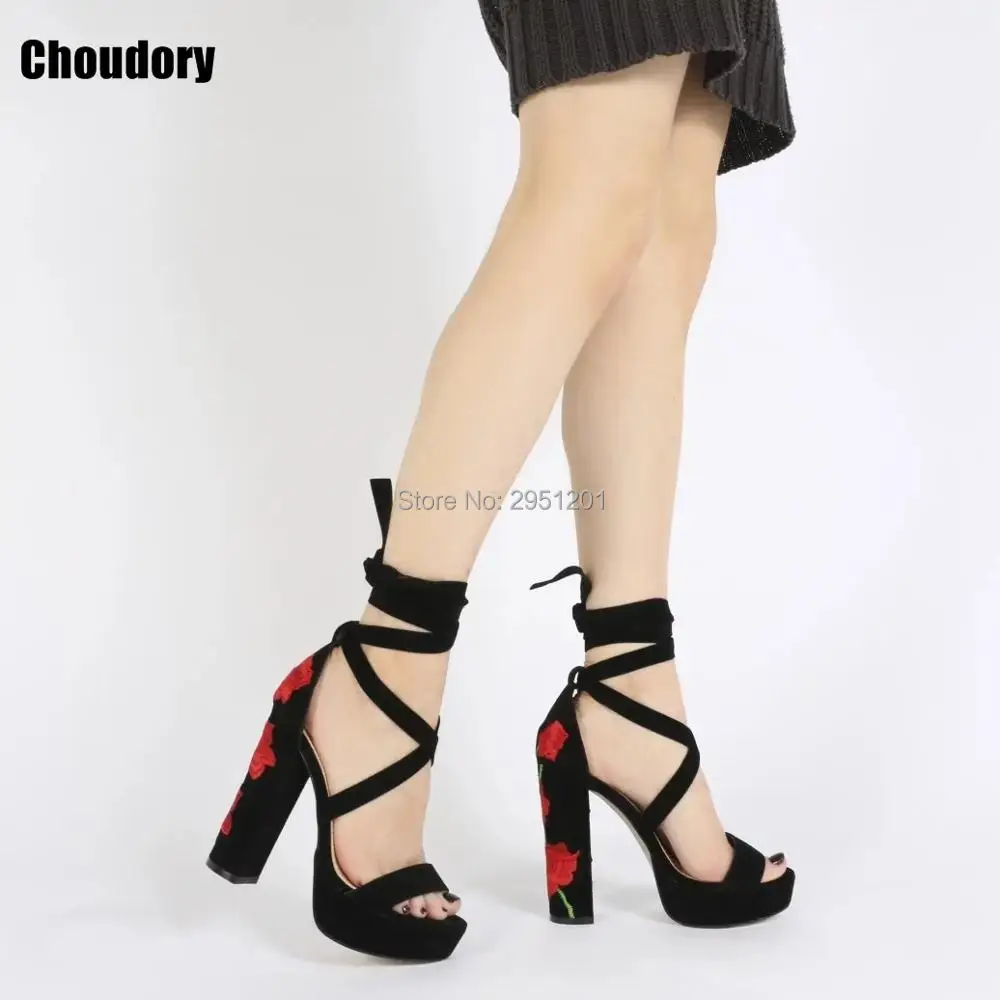 iona1_black_suede2.webp