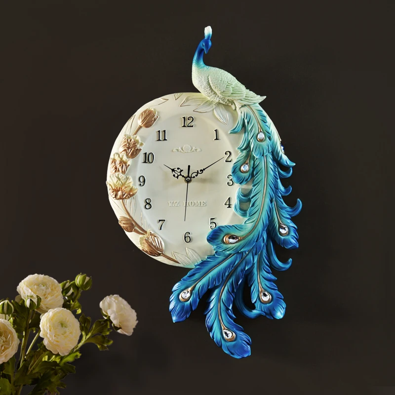

European Style Elegant Peacock Resin Wall Clocks Modern Mute Digital Needle Quartz Clock Watch Diamond Feather Decoration Decor