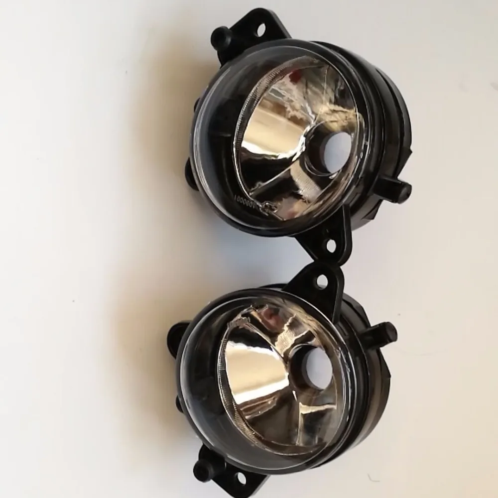 

DAZOO 1 Set Car-styling Front Bumper Halogen Fog Lamp Fog Light Without Bulbs For POLO 2006-2010