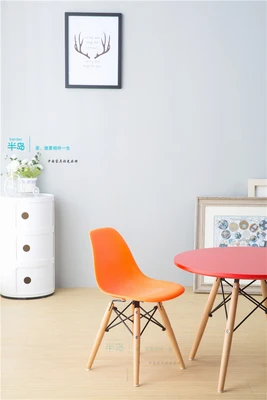 Детское деревянное основание, минималистичное современное детское кресло, пластик и дерево, ножки, обеденные современные кресло и стул, 1 шт - Цвет: orange