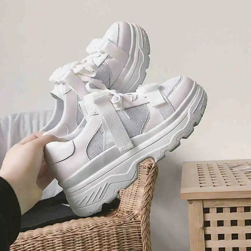 black and white trendy shoes