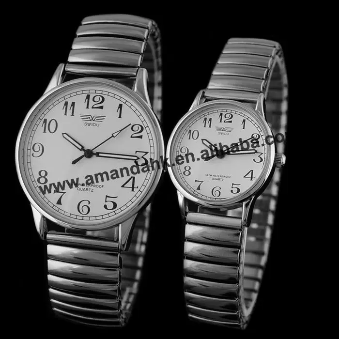 Новые горячие модные часы сплав Досуг Стиль кварцевые наручные часы для мужчин и женщин пара часов SWI-002