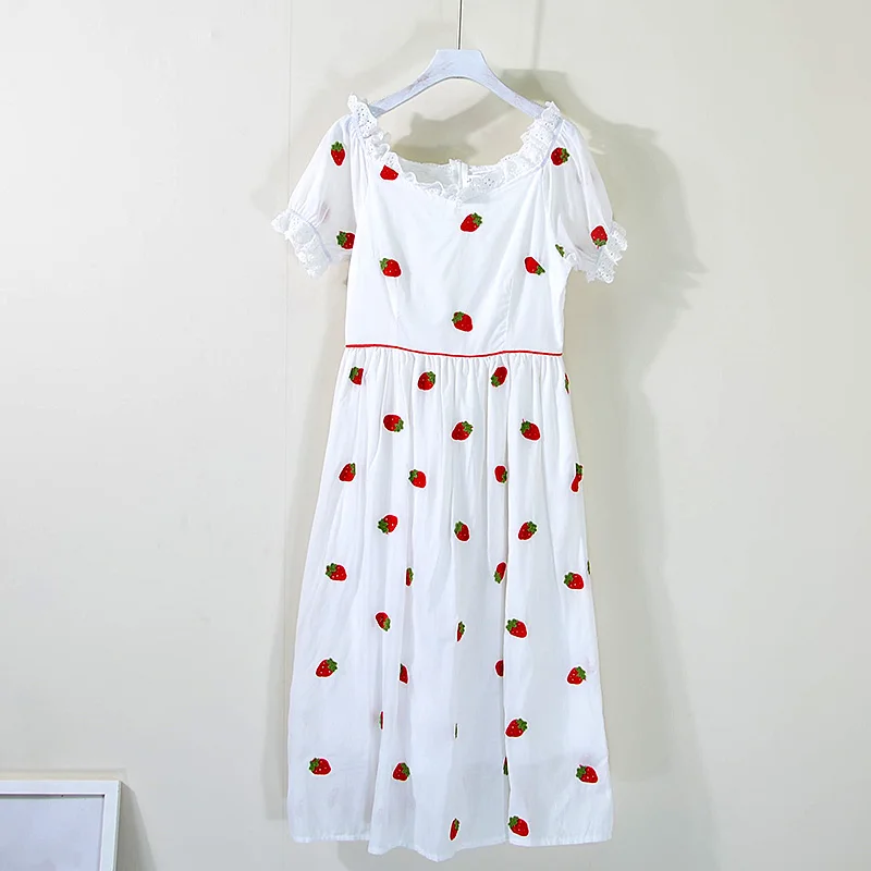 

Strawberry embroidered Lolita dress cotton French pastoral style lace girl fresh dress