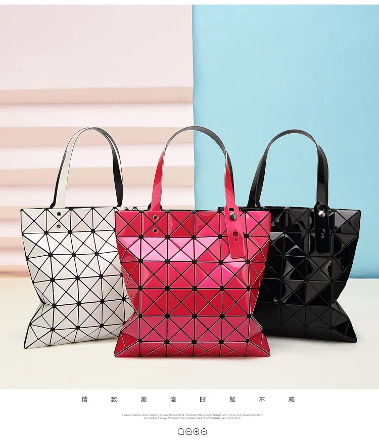 ZYJ Deformable Women Laser Geometry Quilted Plaid Pearlescent Handbag Shoulder Bags Casual Sequins Lattice Foldable Tote Bag (10)